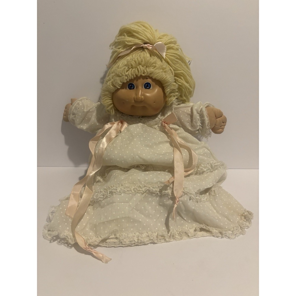 Vintage Cabbage Patch Kids‎ 1980 Soft Sculpture Doll Blond Dress